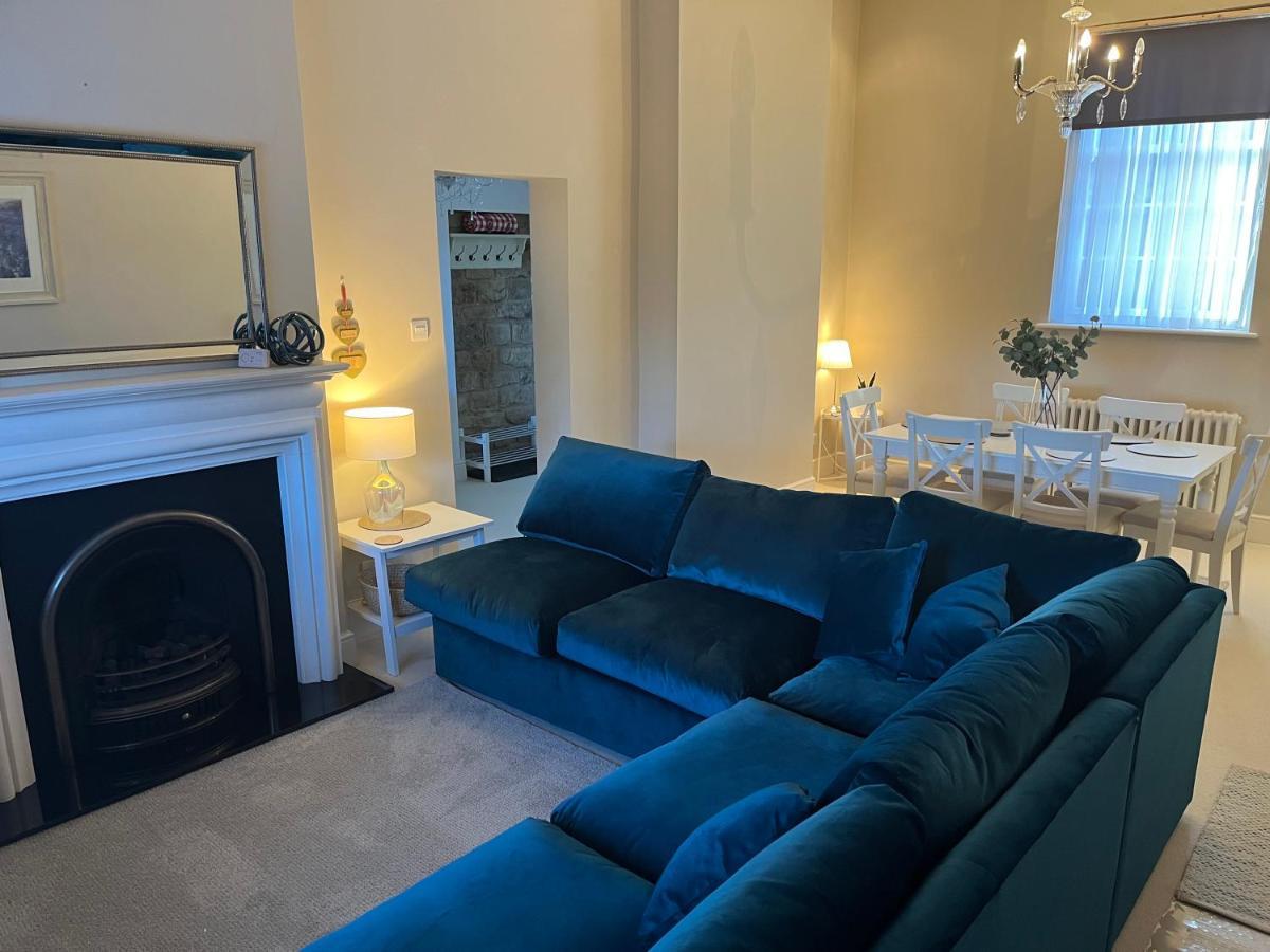 Choristers Mews: Luxury Cottage A Stones Throw From The Cathedral! 林肯 外观 照片